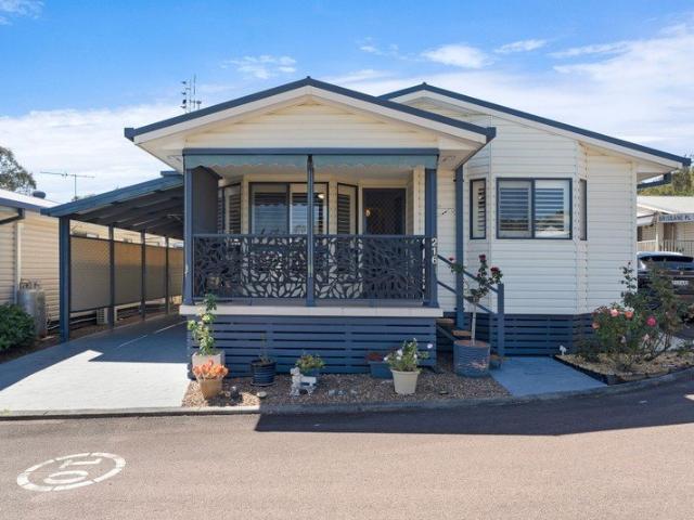 House for sale in Chain Valley Bay, Central Coast Council