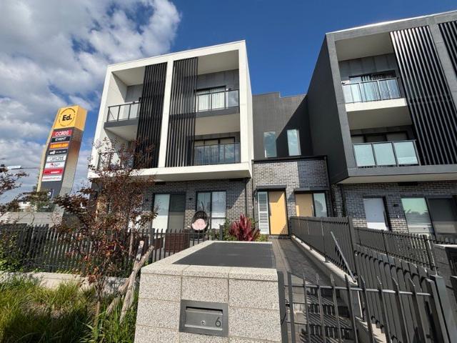 House for rent in Edmondson Park, Sydney