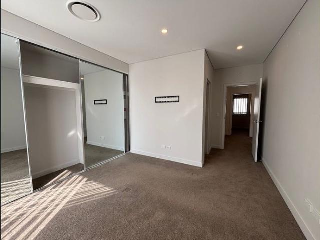 House for rent in Edmondson Park, Sydney