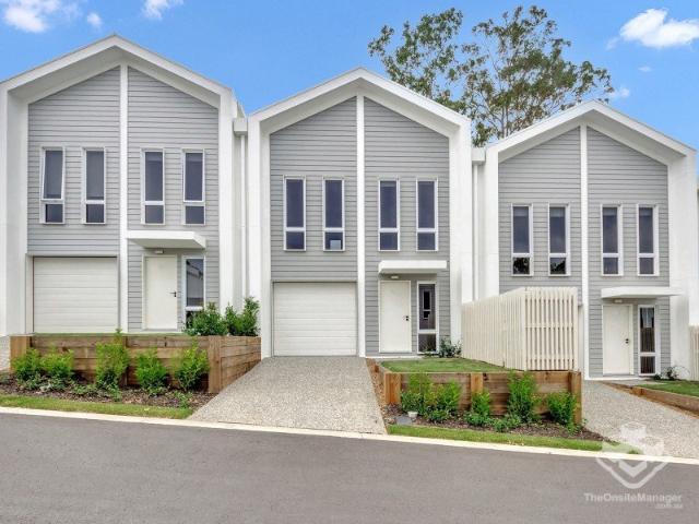 Townhouse for rent in Toombul, Queensland