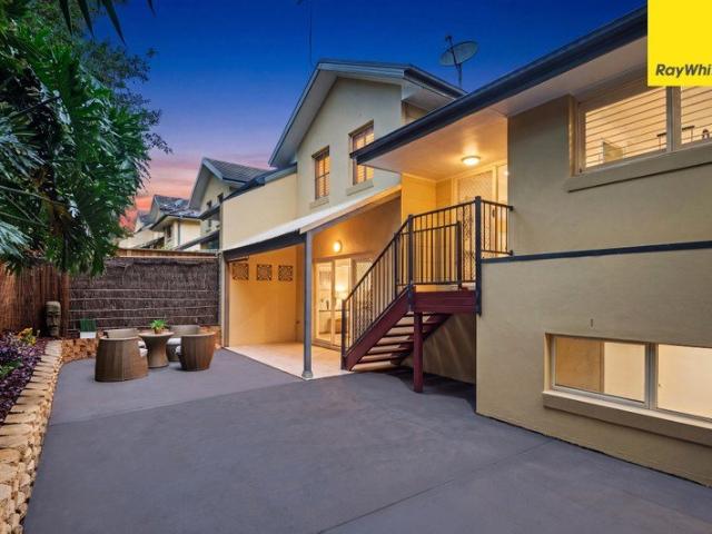 Townhouse for rent in Sydney, New South Wales