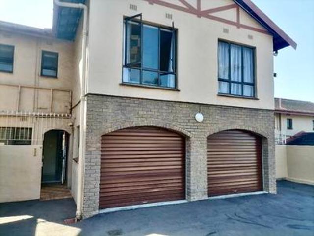 Townhouse for sale in Kingsburgh, Kwazulu-natal