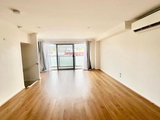 Townhouse for rent in Camerons Creek, Victoria