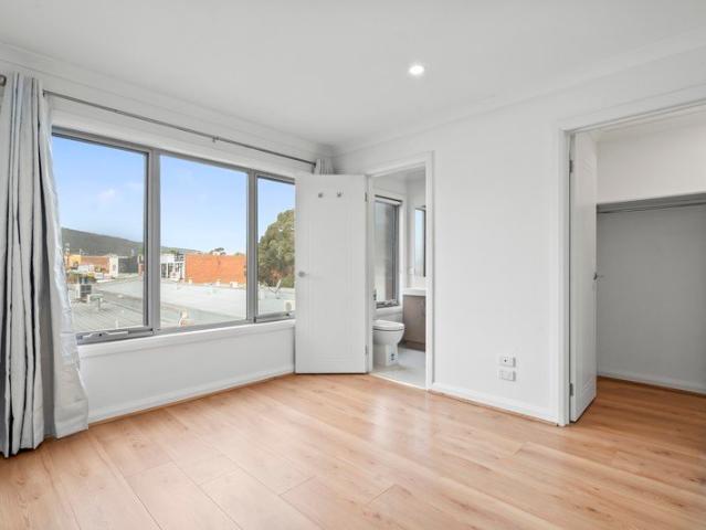 Townhouse for rent in Ferntree Gully, Melbourne