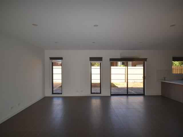 Townhouse for rent in Camerons Creek, Victoria