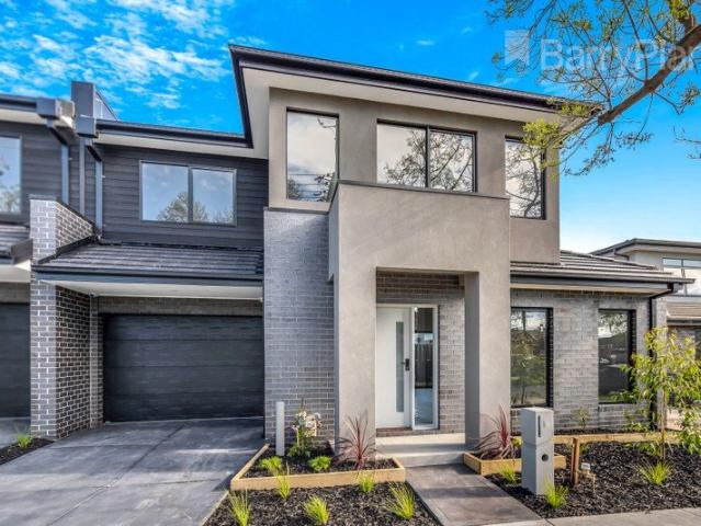 Townhouse for rent in Camerons Creek, Victoria