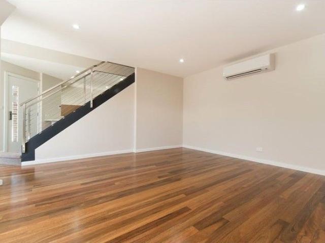 Townhouse for rent in Camerons Creek, Victoria