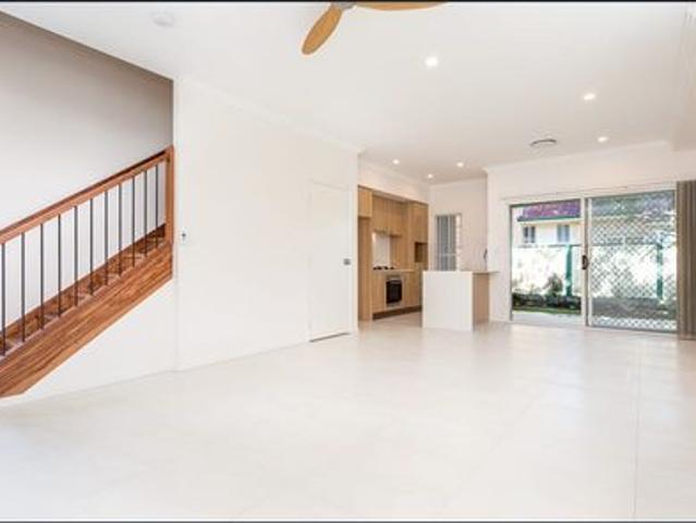 Townhouse for rent in Toombul, Queensland