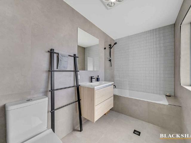 Townhouse for rent in Queanbeyan