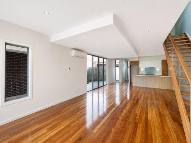 Townhouse for rent in Camerons Creek, Victoria