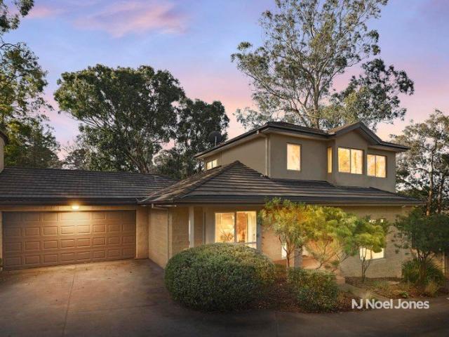 Townhouse for sale in Camerons Creek, Victoria