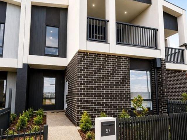 Townhouse for sale in Camerons Creek, Victoria