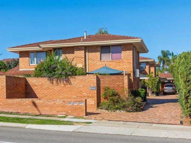 Townhouse for rent in Scarborough, City of Stirling