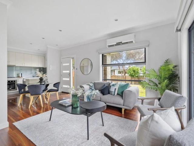 Townhouse for rent in Camerons Creek, Victoria