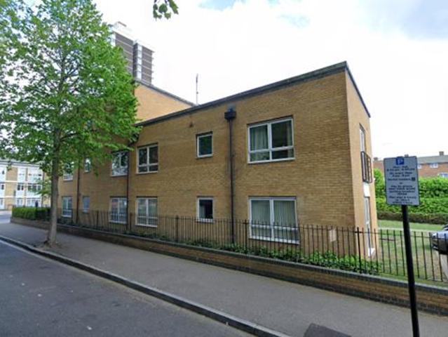 Apartment for rent in Maryland, Greater London