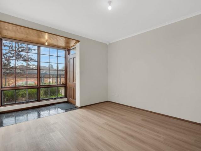 Townhouse for rent in Horseshoe Creek, South Australia
