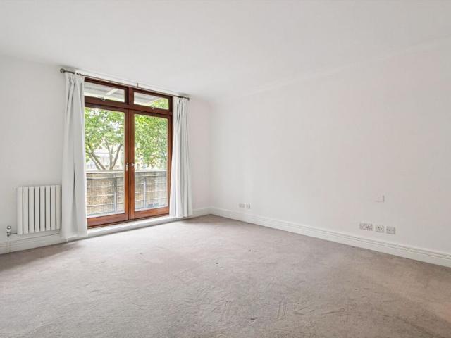 Apartment for rent in Tower Liberty, Wapping