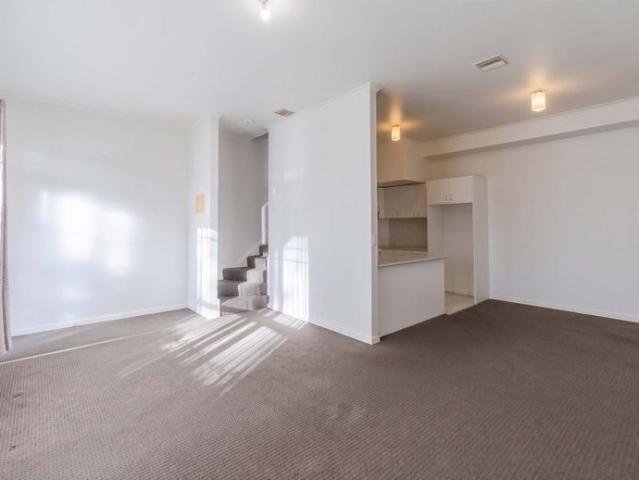 Townhouse for rent in Camerons Creek, Victoria