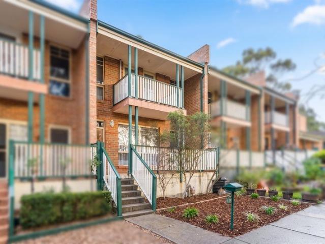 Townhouse for rent in Camerons Creek, Victoria