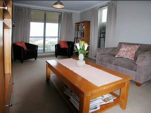 House for rent in Wanniassa, Australian Capital Territory