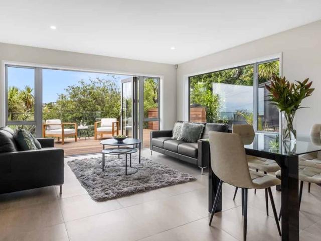 House for rent in Chaslands, Canterbury