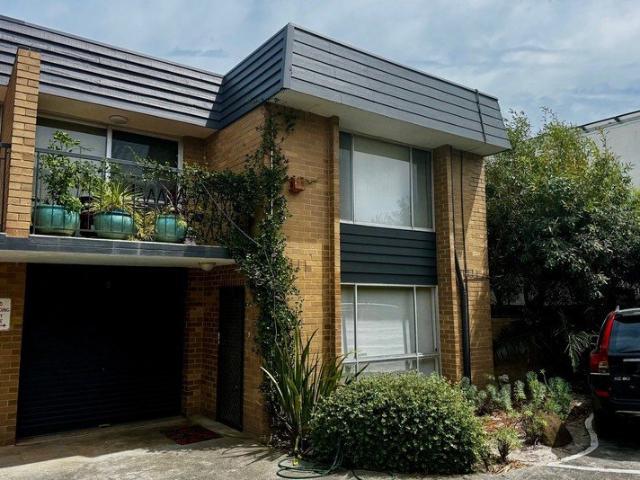 Townhouse for rent in Camerons Creek, Victoria
