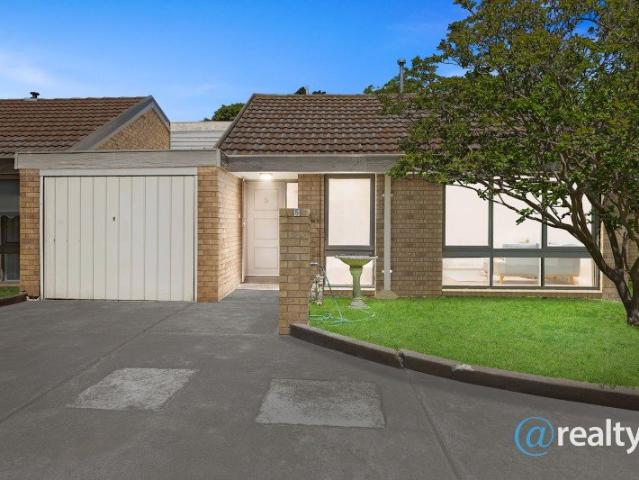 Villa for sale in Pascoe Vale, Melbourne