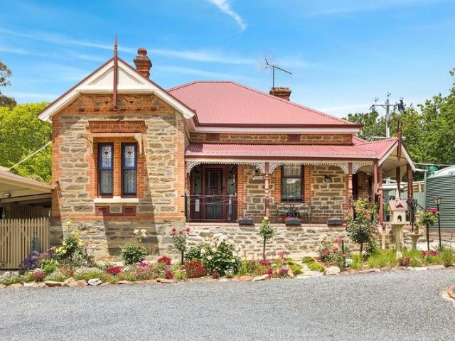 House for sale in Birdwood, South Australia