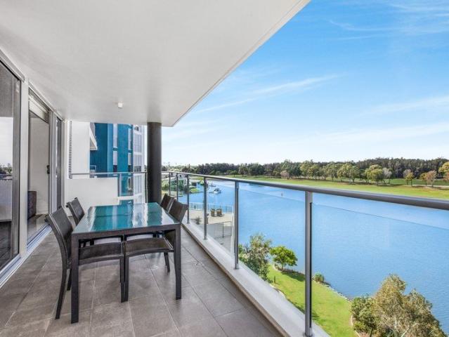 Apartment for sale in Merrimac, Gold Coast City