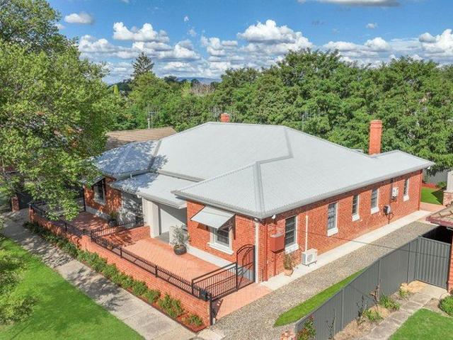 House for sale in Bathurst, New South Wales