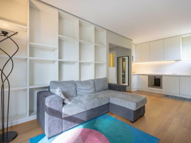 Wohnung kaufen in Bissone, Tessin