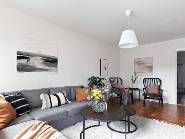 Lägenhet hyra i Nacka, Saltsjöbaden