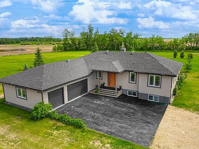 House for sale in Alberta