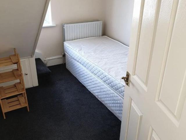 Room for rent in Hendon Central, Greater London