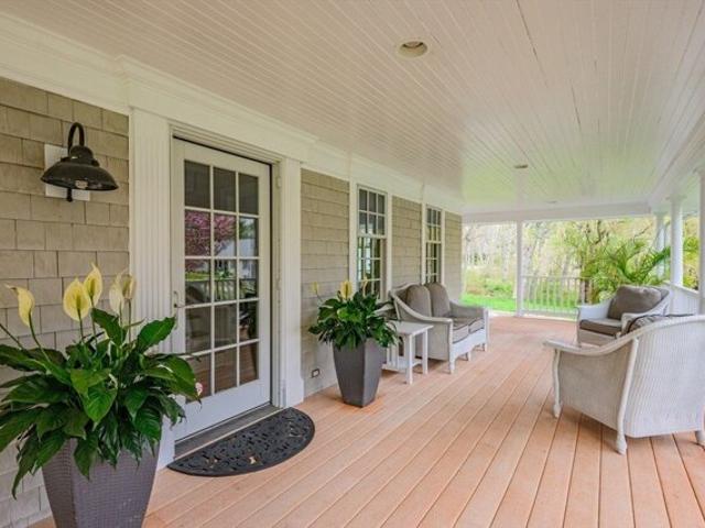 House for sale in Barnstable
