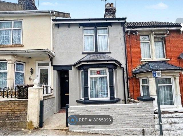 House for rent in Luton, Chatham