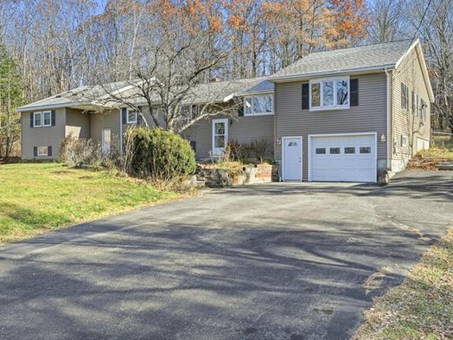 House for sale in Winthrop, Maine