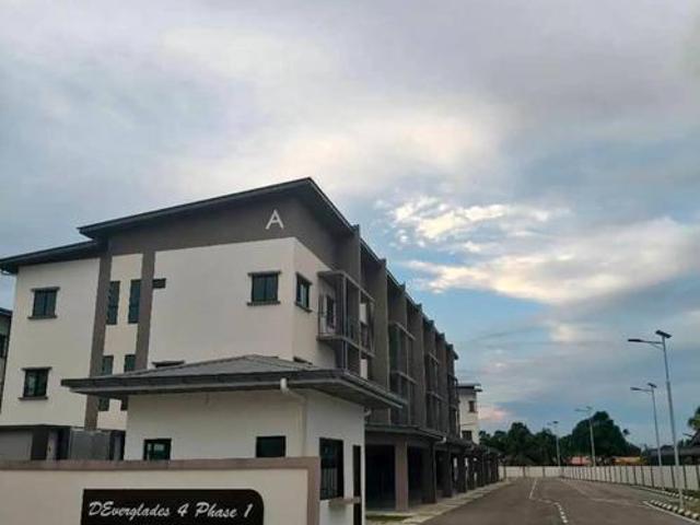 Townhouse for sale in Kuching, Sarawak