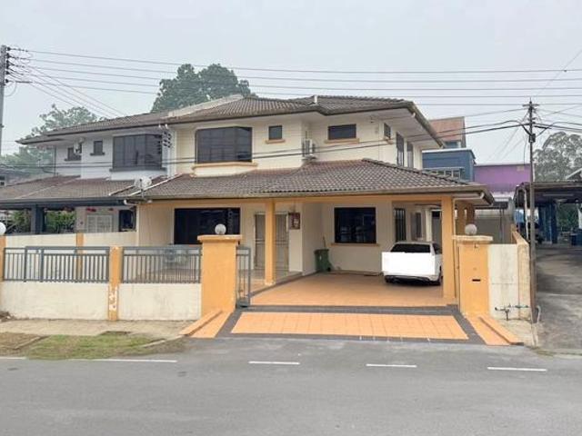 Residential House for rent in Kuching, Bahagian Kuching