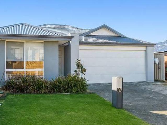 House for rent in Cockburn, Western Australia