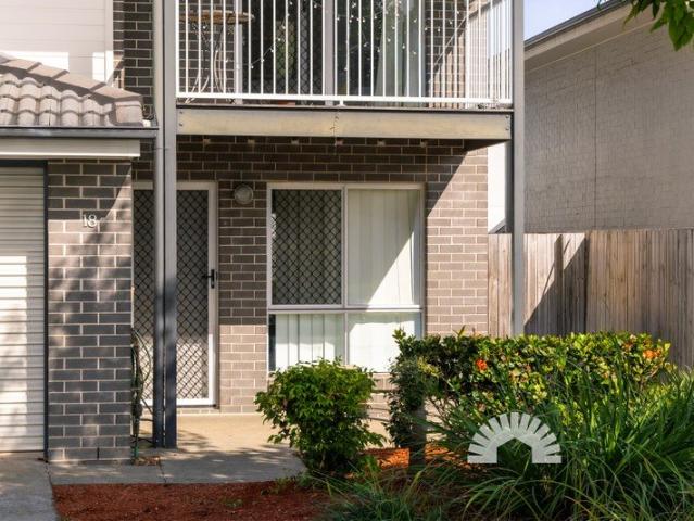 Townhouse for sale in Toombul, Queensland