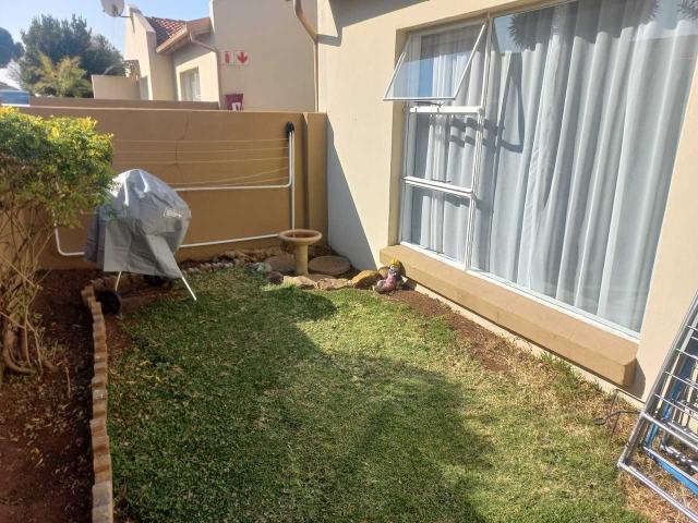 Townhouse for sale in Alberton, Meyersdal
