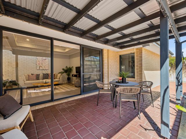 Villa for sale in Yangebup, Western Australia
