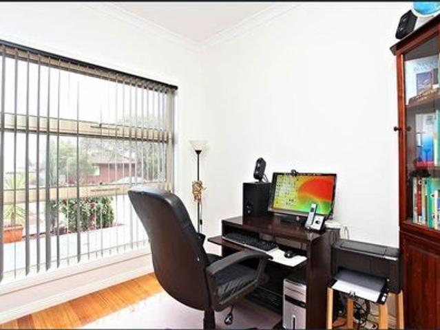 Townhouse for rent in Camerons Creek, Victoria