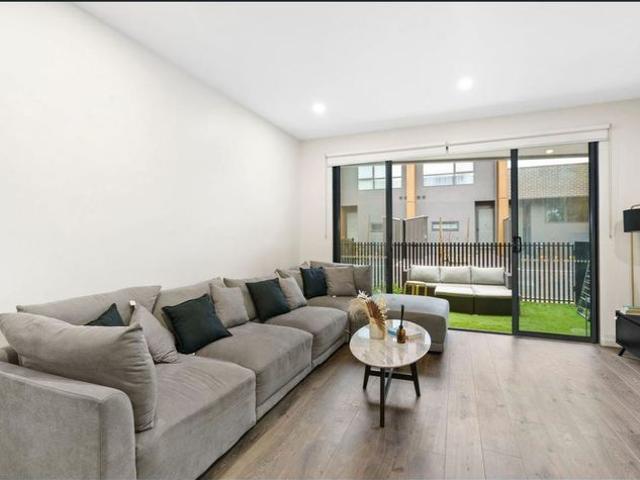Townhouse for rent in Camerons Creek, Victoria