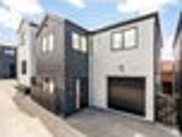 House for sale in Hillcrest, Kaipātiki