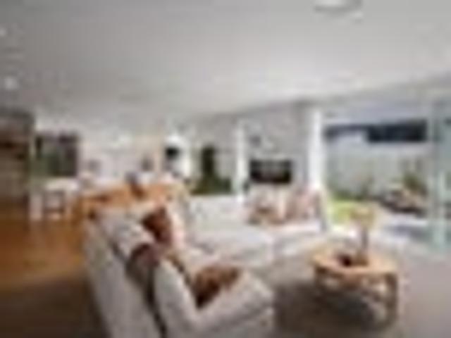 House for sale in Lincoln, Canterbury