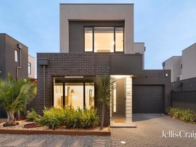 Townhouse for rent in Camerons Creek, Victoria