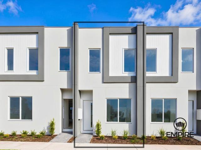 Townhouse for sale in Camerons Creek, Victoria