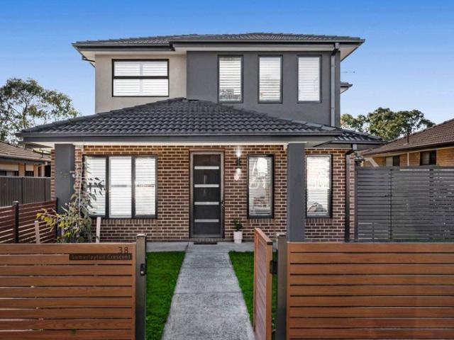 Townhouse for sale in Camerons Creek, Victoria